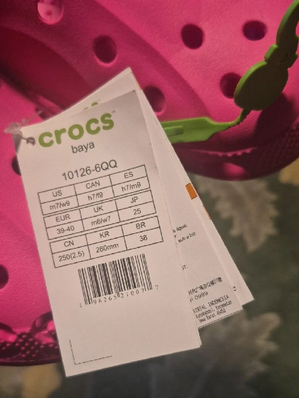 CROCS Kids Hot Pink Classic Clog Sandals